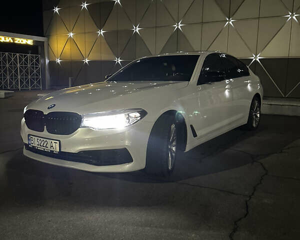 Белый БМВ 5 Серия, объемом двигателя 2 л и пробегом 115 тыс. км за 30000 $, фото 40 на Automoto.ua
