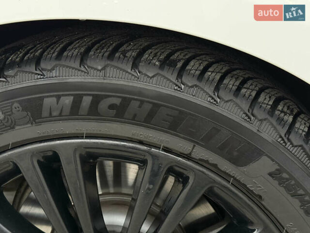 Белый БМВ 5 Серия, объемом двигателя 2 л и пробегом 180 тыс. км за 27500 $, фото 7 на Automoto.ua