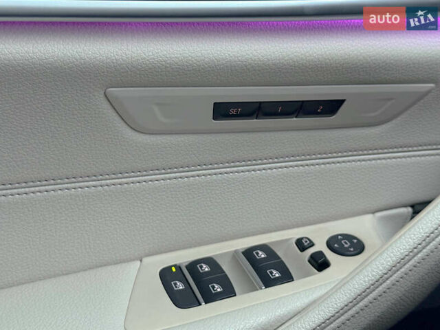 Белый БМВ 5 Серия, объемом двигателя 2.98 л и пробегом 92 тыс. км за 40700 $, фото 33 на Automoto.ua