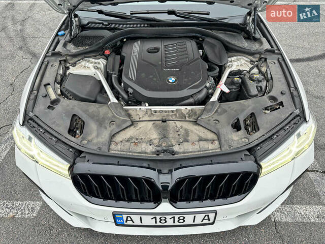 Белый БМВ 5 Серия, объемом двигателя 3 л и пробегом 92 тыс. км за 43800 $, фото 14 на Automoto.ua