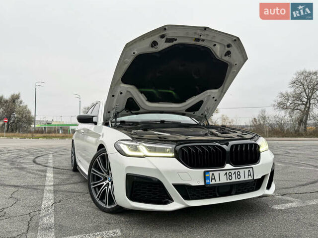 Белый БМВ 5 Серия, объемом двигателя 3 л и пробегом 92 тыс. км за 43800 $, фото 13 на Automoto.ua