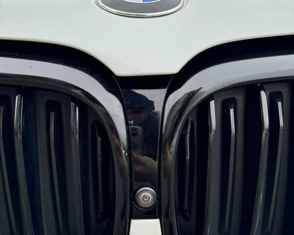 Белый БМВ 5 Серия, объемом двигателя 2 л и пробегом 111 тыс. км за 32500 $, фото 16 на Automoto.ua