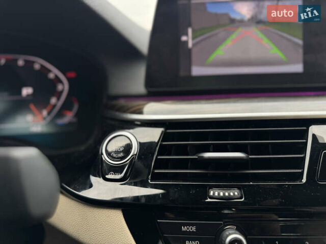 Білий БМВ 5 Серія, об'ємом двигуна 3 л та пробігом 111 тис. км за 39000 $, фото 20 на Automoto.ua
