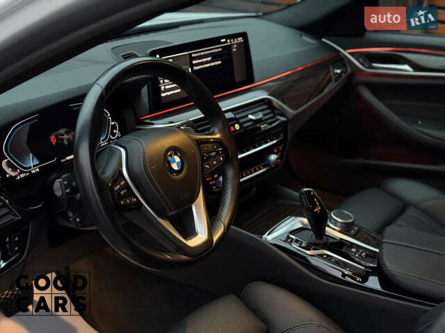 Белый БМВ 5 Серия, объемом двигателя 2 л и пробегом 105 тыс. км за 37000 $, фото 19 на Automoto.ua