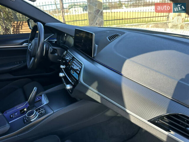 Белый БМВ 5 Серия, объемом двигателя 2 л и пробегом 175 тыс. км за 38500 $, фото 58 на Automoto.ua