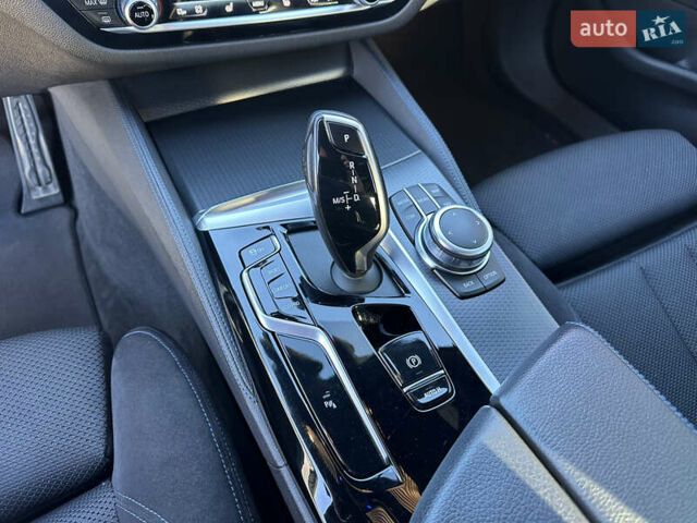 Белый БМВ 5 Серия, объемом двигателя 2 л и пробегом 175 тыс. км за 38500 $, фото 51 на Automoto.ua