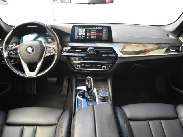 Белый БМВ 5 Серия, объемом двигателя 2 л и пробегом 39 тыс. км за 14800 $, фото 10 на Automoto.ua