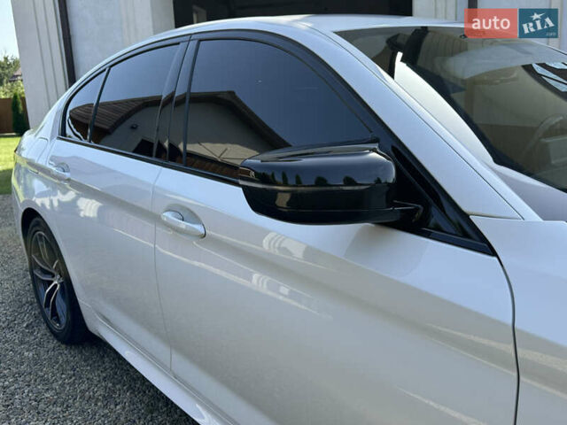 БМВ 5 Серия 2020 в Ивано-Франковске на Automoto.ua Белый БМВ 5 Серия, объемом двигателя 2 л и пробегом 174 тыс. км за 36750 $, фото 33 на Automoto.ua