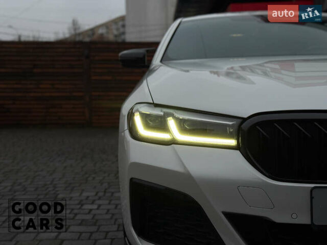 Белый БМВ 5 Серия, объемом двигателя 2 л и пробегом 105 тыс. км за 37000 $, фото 9 на Automoto.ua