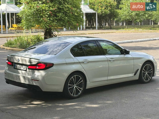 Білий БМВ 5 Серія, об'ємом двигуна 2 л та пробігом 99 тис. км за 36000 $, фото 2 на Automoto.ua