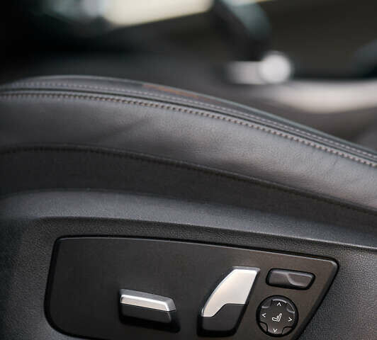 Белый БМВ 5 Серия, объемом двигателя 2 л и пробегом 91 тыс. км за 38000 $, фото 44 на Automoto.ua