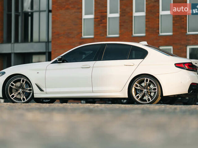 Белый БМВ 5 Серия, объемом двигателя 4.39 л и пробегом 76 тыс. км за 48000 $, фото 7 на Automoto.ua