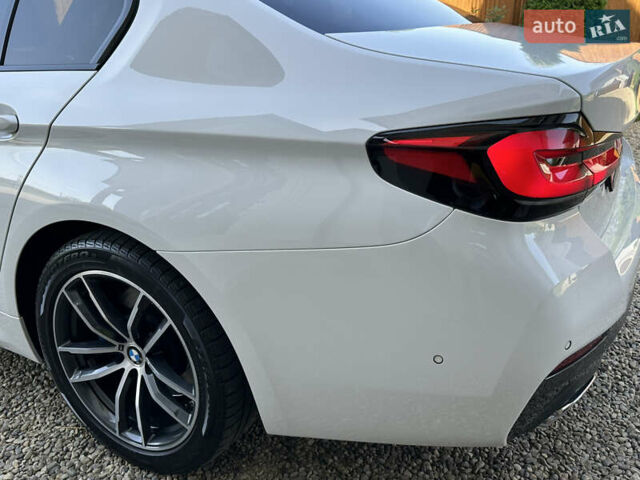 БМВ 5 Серия 2020 в Ивано-Франковске на Automoto.ua Белый БМВ 5 Серия, объемом двигателя 2 л и пробегом 174 тыс. км за 36750 $, фото 20 на Automoto.ua