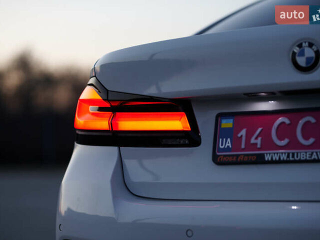 Белый БМВ 5 Серия, объемом двигателя 2 л и пробегом 91 тыс. км за 38000 $, фото 18 на Automoto.ua