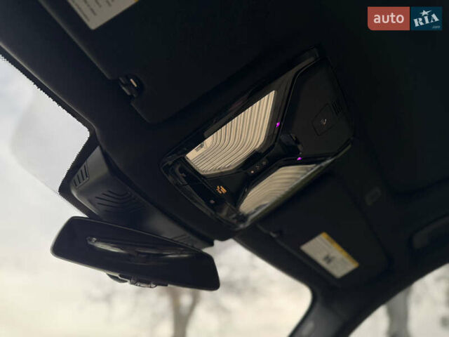 Білий БМВ 5 Серія, об'ємом двигуна 3 л та пробігом 111 тис. км за 39000 $, фото 18 на Automoto.ua