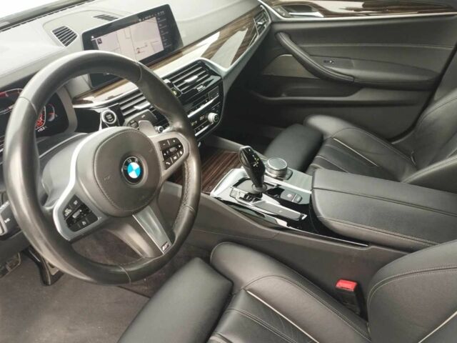 Белый БМВ 5 Серия, объемом двигателя 2 л и пробегом 87 тыс. км за 21000 $, фото 6 на Automoto.ua