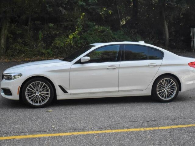 Белый БМВ 5 Серия, объемом двигателя 2 л и пробегом 39 тыс. км за 14800 $, фото 3 на Automoto.ua