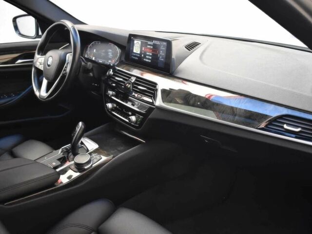 Белый БМВ 5 Серия, объемом двигателя 2 л и пробегом 39 тыс. км за 14800 $, фото 9 на Automoto.ua