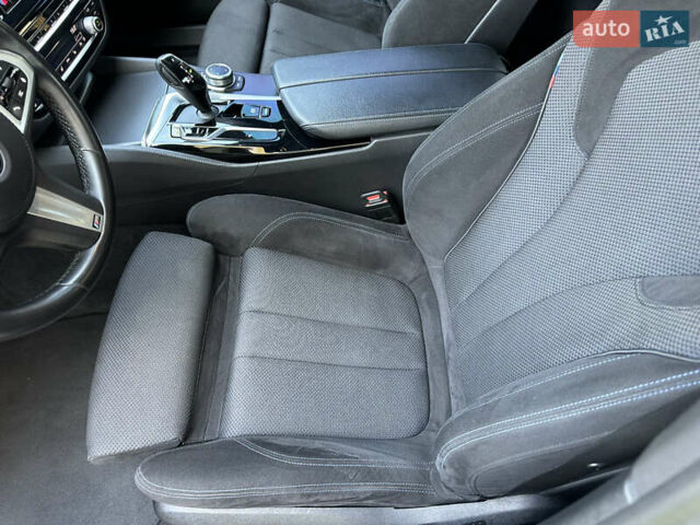 БМВ 5 Серия 2020 в Ивано-Франковске на Automoto.ua Белый БМВ 5 Серия, объемом двигателя 2 л и пробегом 174 тыс. км за 36750 $, фото 39 на Automoto.ua