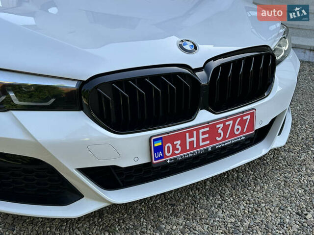 БМВ 5 Серия 2020 в Ивано-Франковске на Automoto.ua Белый БМВ 5 Серия, объемом двигателя 2 л и пробегом 174 тыс. км за 36750 $, фото 13 на Automoto.ua