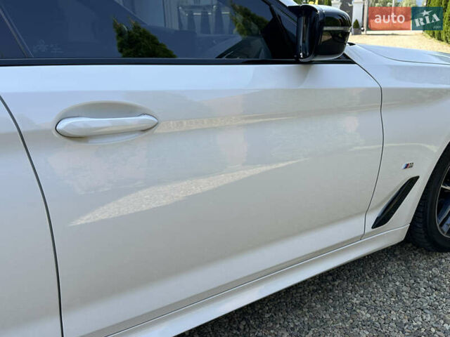 БМВ 5 Серия 2020 в Ивано-Франковске на Automoto.ua Белый БМВ 5 Серия, объемом двигателя 2 л и пробегом 174 тыс. км за 36750 $, фото 24 на Automoto.ua