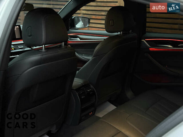 Белый БМВ 5 Серия, объемом двигателя 2 л и пробегом 105 тыс. км за 37000 $, фото 23 на Automoto.ua