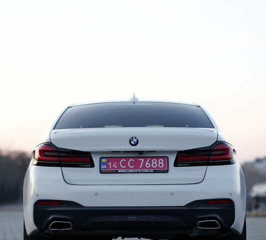 Белый БМВ 5 Серия, объемом двигателя 2 л и пробегом 91 тыс. км за 38000 $, фото 11 на Automoto.ua