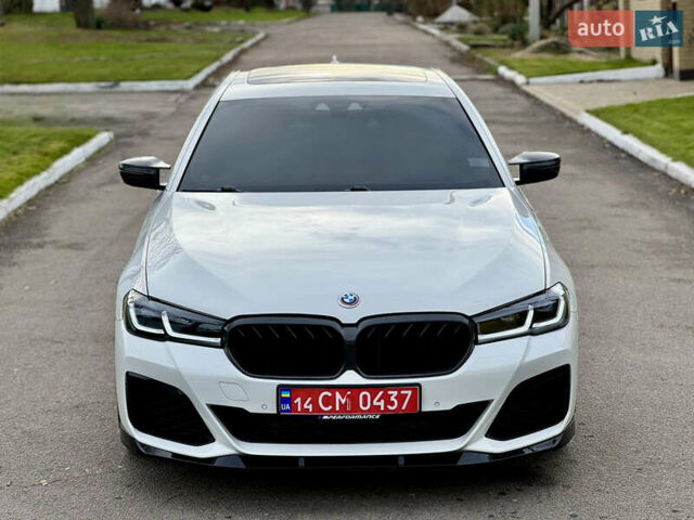 Білий БМВ 5 Серія, об'ємом двигуна 3 л та пробігом 111 тис. км за 39000 $, фото 1 на Automoto.ua