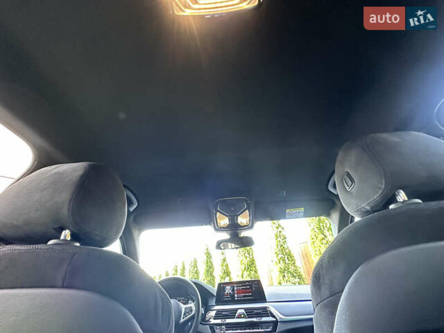 БМВ 5 Серия 2020 в Ивано-Франковске на Automoto.ua Белый БМВ 5 Серия, объемом двигателя 2 л и пробегом 174 тыс. км за 36750 $, фото 73 на Automoto.ua