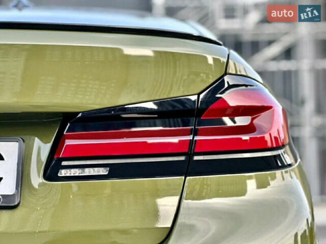 Білий БМВ 5 Серія, об'ємом двигуна 3 л та пробігом 77 тис. км за 35000 $, фото 6 на Automoto.ua