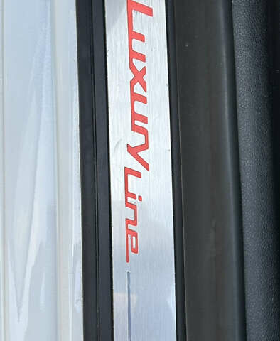 Белый БМВ 5 Серия, объемом двигателя 3 л и пробегом 81 тыс. км за 56500 $, фото 1 на Automoto.ua