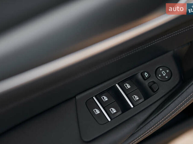 Белый БМВ 5 Серия, объемом двигателя 2 л и пробегом 91 тыс. км за 38000 $, фото 41 на Automoto.ua