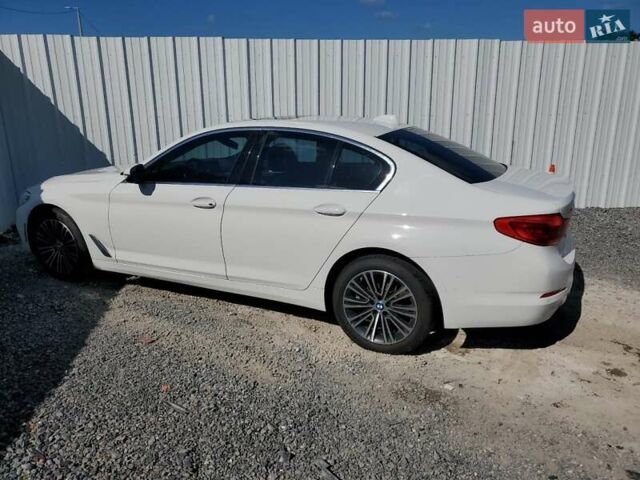 Белый БМВ 5 Серия, объемом двигателя 2 л и пробегом 93 тыс. км за 8700 $, фото 1 на Automoto.ua