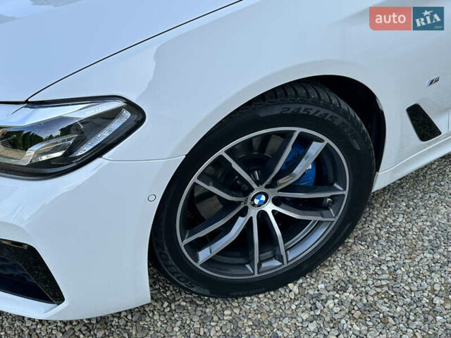 БМВ 5 Серия 2020 в Ивано-Франковске на Automoto.ua Белый БМВ 5 Серия, объемом двигателя 2 л и пробегом 174 тыс. км за 36750 $, фото 11 на Automoto.ua