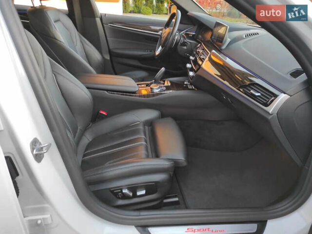 Белый БМВ 5 Серия, объемом двигателя 3 л и пробегом 71 тыс. км за 39000 $, фото 5 на Automoto.ua