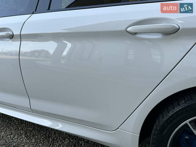 БМВ 5 Серия 2020 в Ивано-Франковске на Automoto.ua Белый БМВ 5 Серия, объемом двигателя 2 л и пробегом 174 тыс. км за 36750 $, фото 19 на Automoto.ua
