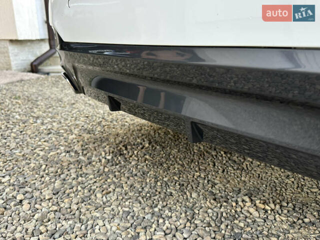 БМВ 5 Серия 2020 в Ивано-Франковске на Automoto.ua Белый БМВ 5 Серия, объемом двигателя 2 л и пробегом 174 тыс. км за 36750 $, фото 28 на Automoto.ua