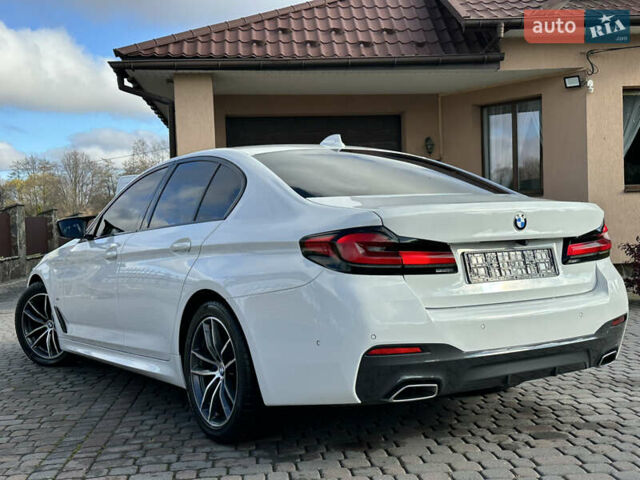 Белый БМВ 5 Серия, объемом двигателя 2 л и пробегом 175 тыс. км за 38500 $, фото 5 на Automoto.ua