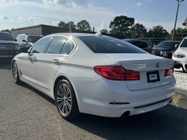 Белый БМВ 5 Серия, объемом двигателя 2 л и пробегом 40 тыс. км за 10000 $, фото 3 на Automoto.ua