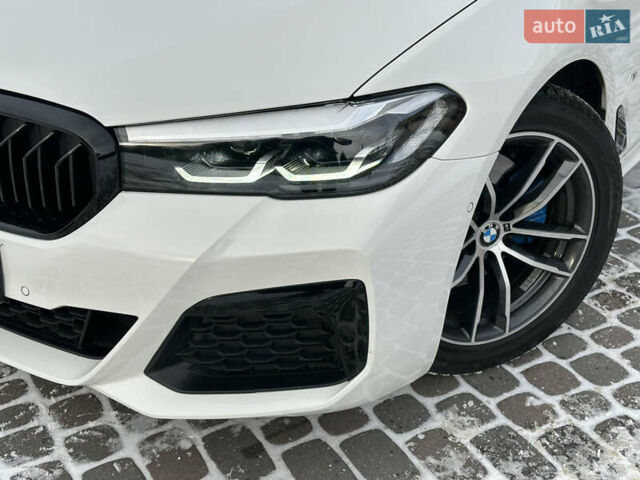 Белый БМВ 5 Серия, объемом двигателя 2 л и пробегом 175 тыс. км за 37650 $, фото 25 на Automoto.ua