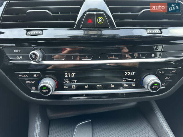 Белый БМВ 5 Серия, объемом двигателя 2 л и пробегом 175 тыс. км за 37650 $, фото 62 на Automoto.ua