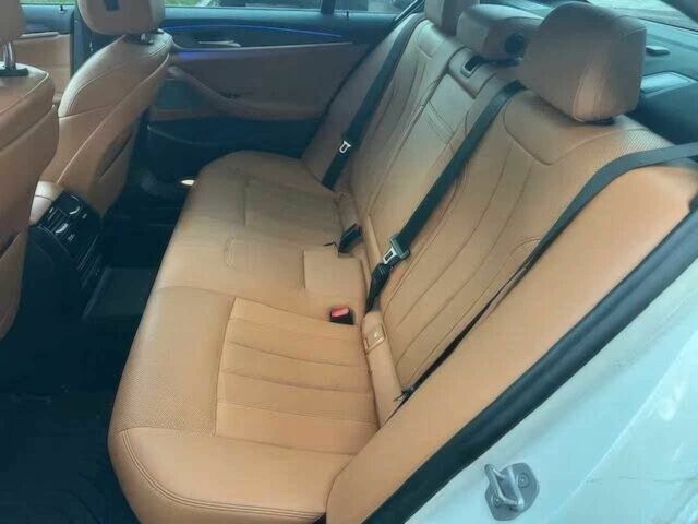 Белый БМВ 5 Серия, объемом двигателя 2 л и пробегом 22 тыс. км за 22000 $, фото 15 на Automoto.ua