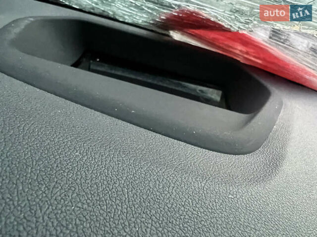 Белый БМВ 5 Серия, объемом двигателя 0 л и пробегом 64 тыс. км за 22000 $, фото 12 на Automoto.ua