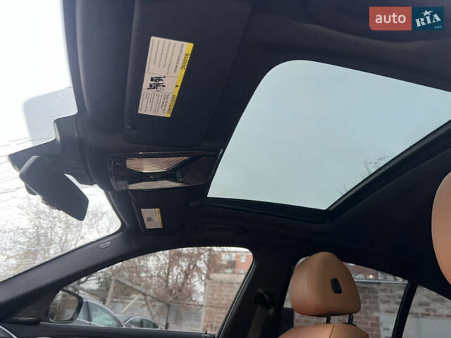 Белый БМВ 5 Серия, объемом двигателя 0 л и пробегом 64 тыс. км за 22000 $, фото 7 на Automoto.ua