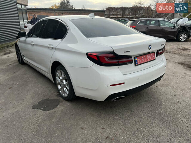 Белый БМВ 5 Серия, объемом двигателя 0 л и пробегом 64 тыс. км за 22000 $, фото 14 на Automoto.ua