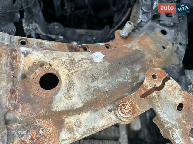 Белый БМВ 5 Серия, объемом двигателя 0 л и пробегом 64 тыс. км за 22000 $, фото 21 на Automoto.ua