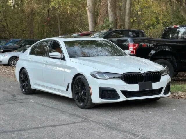 Білий БМВ 5 Серія, об'ємом двигуна 2 л та пробігом 24 тис. км за 15000 $, фото 2 на Automoto.ua