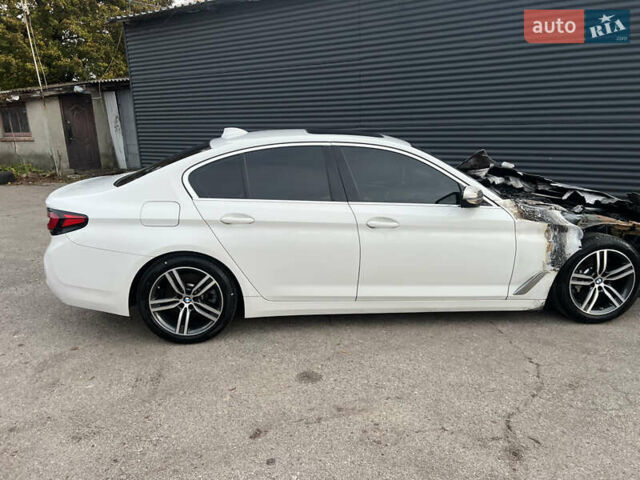 Белый БМВ 5 Серия, объемом двигателя 0 л и пробегом 64 тыс. км за 22000 $, фото 18 на Automoto.ua