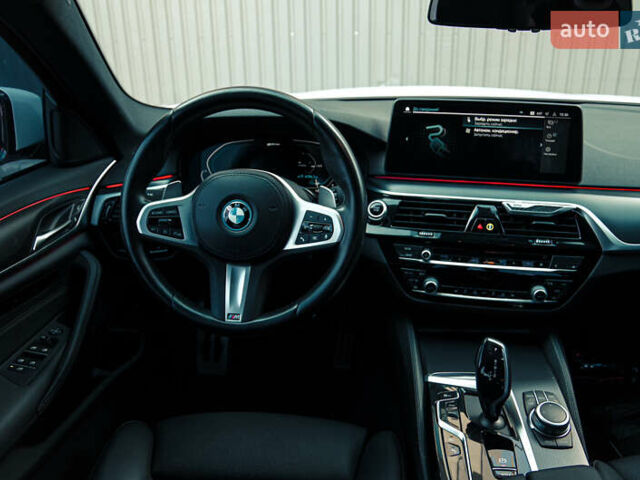 Белый БМВ 5 Серия, объемом двигателя 2 л и пробегом 19 тыс. км за 49500 $, фото 12 на Automoto.ua