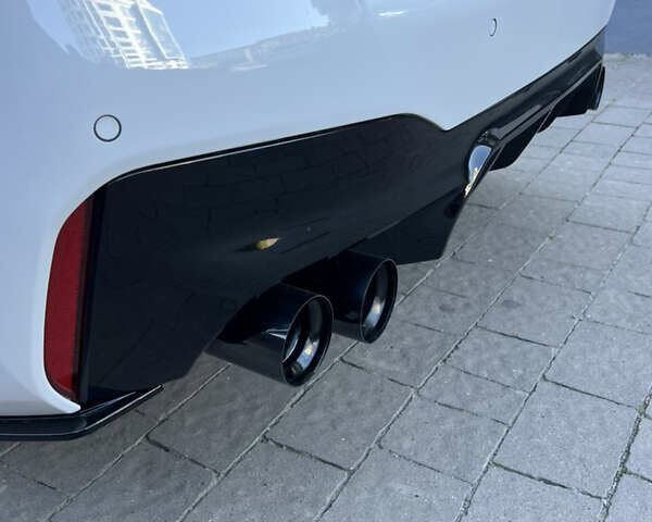 Белый БМВ 5 Серия, объемом двигателя 3 л и пробегом 45 тыс. км за 45990 $, фото 18 на Automoto.ua